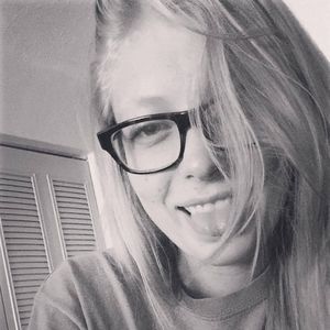 Meet your Posher, Moe